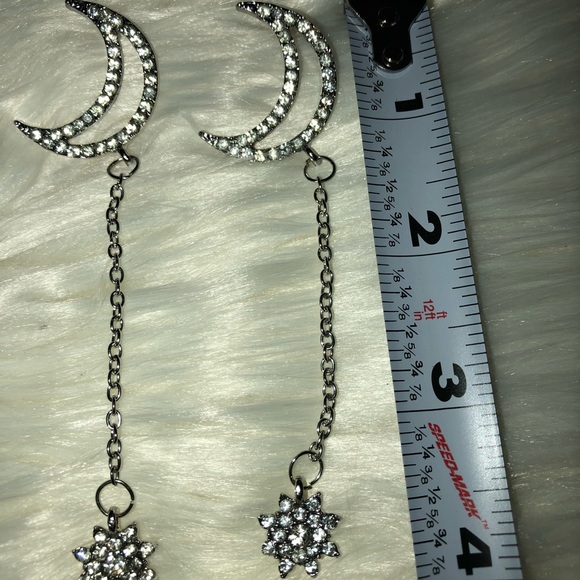New✨ Silver Rhinestone Star & Moon Drop Earrings - Picture 8 of 8